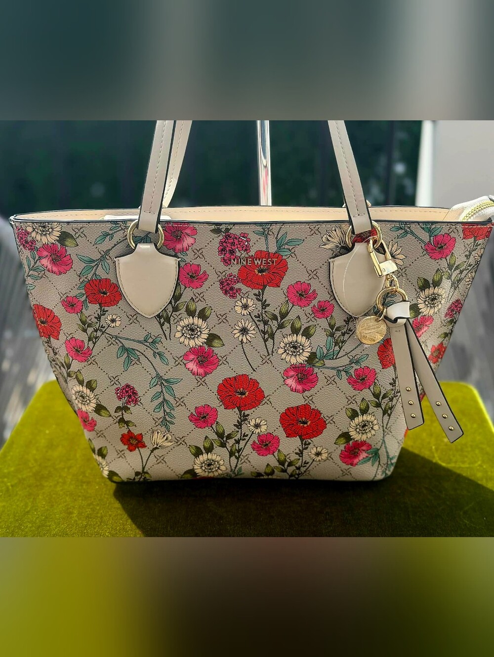 Nine West Floral Poppy Tote Bag - EUC